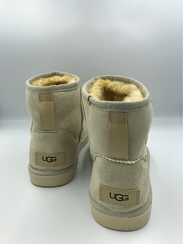 Mini ugg