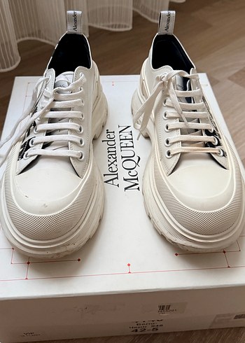 Alexander McQueen Beyaz Kalin Tabanli Sneaker