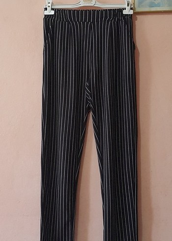 Çizgili Piliseli Kadın Kumaş Pantolon