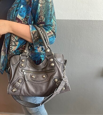 Balenciaga marka çanta