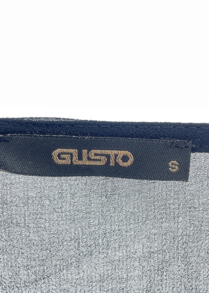 Gusto Bluz %70 İndirimli. - Görsel 4