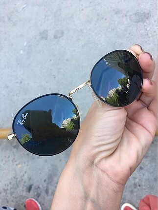 Rayban oval