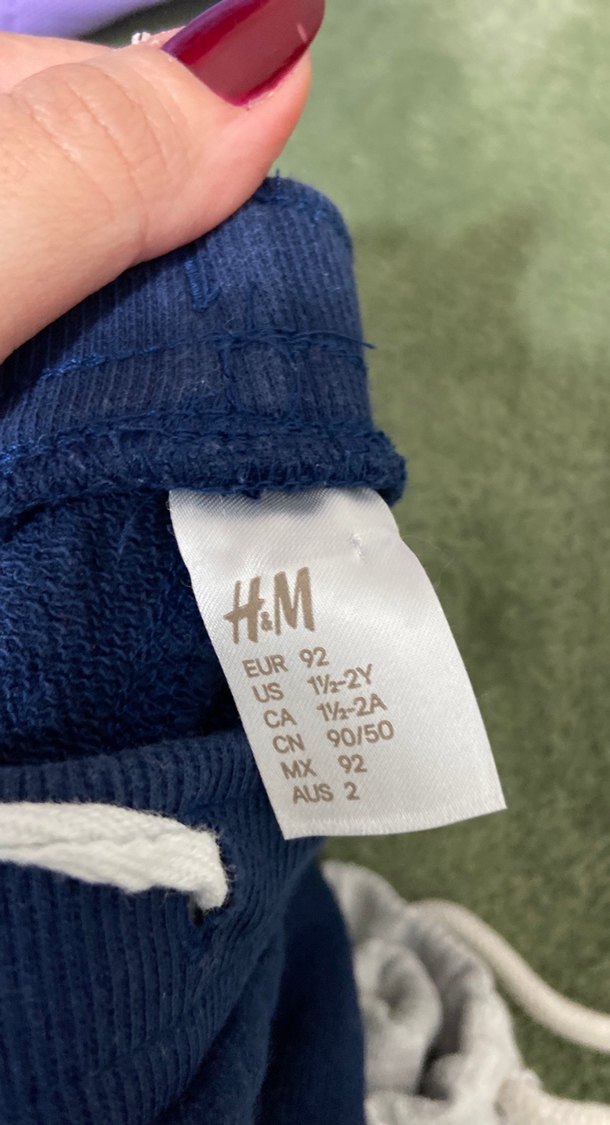 Çocuk Koyu Mavi ve Desenli Örme Şort - Görsel 2