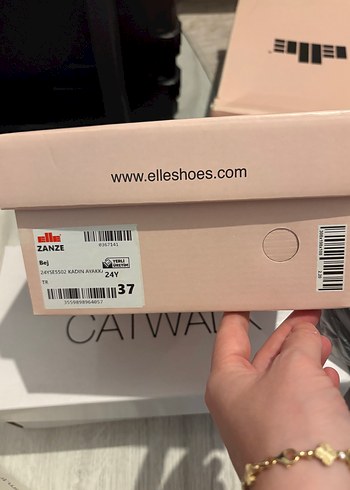 Elle Bej Deri Stiletto Tokalı Kadın Abiye Ayakkabı