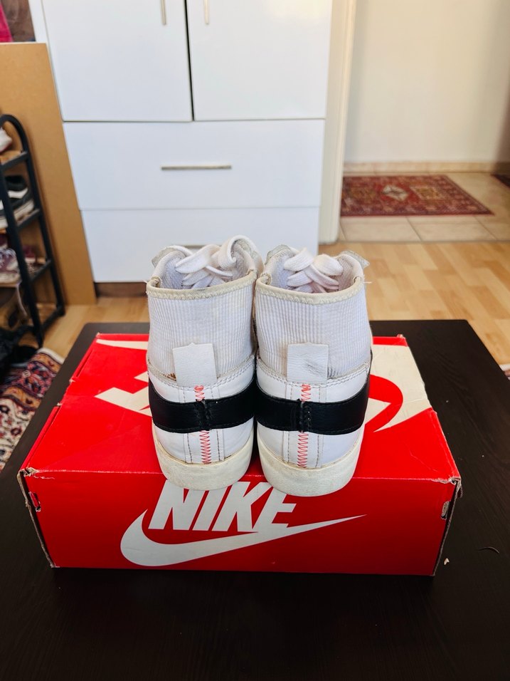 Nike Beyaz Kadın Spor Ayakkabı - Görsel 5