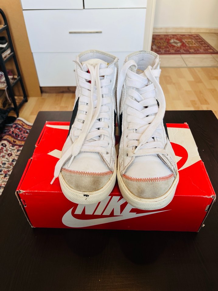 Nike Beyaz Kadın Spor Ayakkabı - Görsel 2