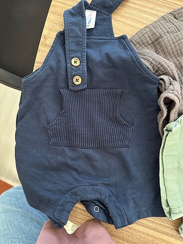 H&M Karışık bebek ürünleri