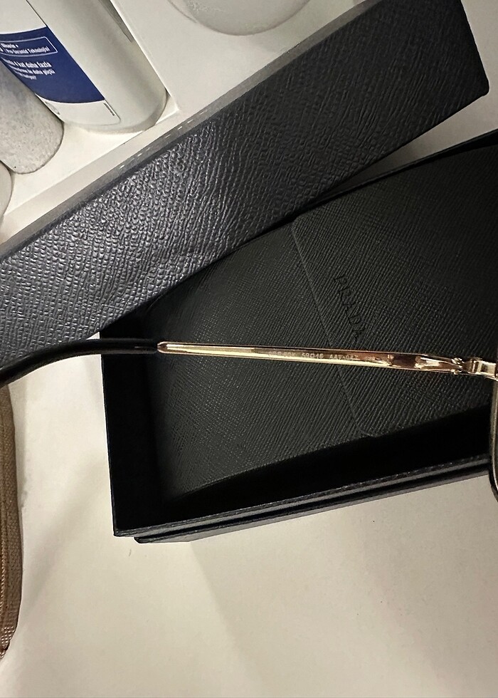 Orjinal prada gözlük - Görsel 3