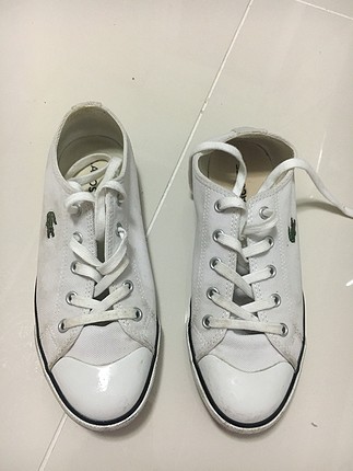37 Beden beyaz Renk Lacoste ayakkabı