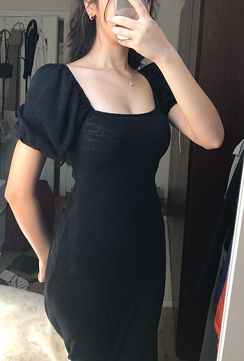 Sırtı Açık Elbise