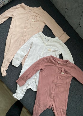 Marks & Spencer 3 Ay