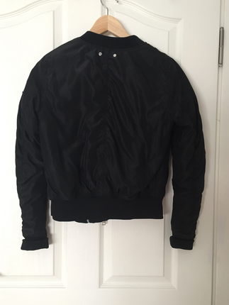 Pull and Bear Bomber mont