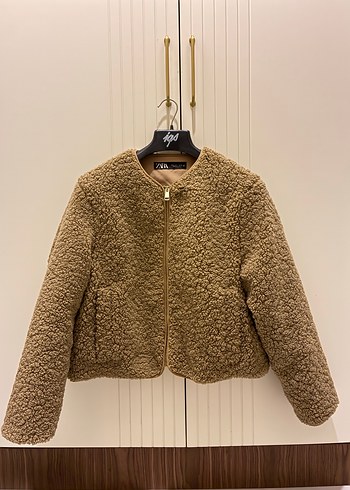 l Beden Zara kısa peluş ceket