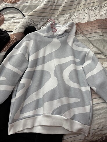 Mavi sweatshirt