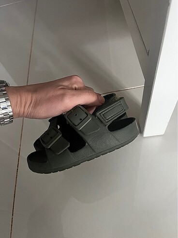 25 Beden haki Renk Benek sandalet