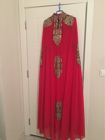 38 Beden kırmızı Renk Kına elbisesi