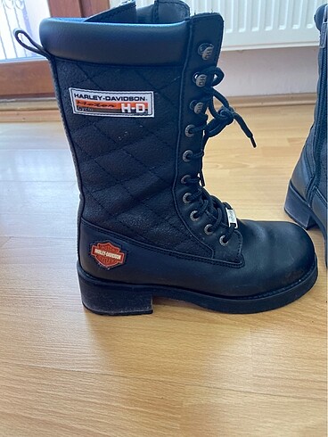 36 Beden siyah Renk Harley-Davidson 500?