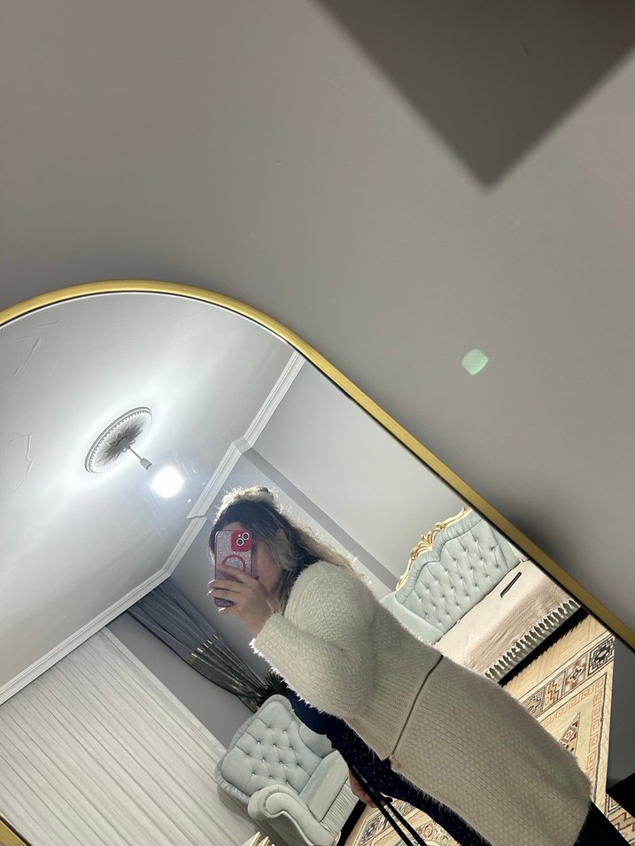 Beyaz peluş hırka - Görsel 2