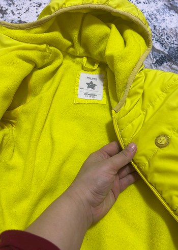 Kapüşonlu Sarı Erkek Çocuk Mont - Görsel 2