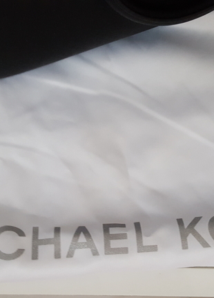 m Beden siyah Renk Michael Kors Selma Modeli Canta