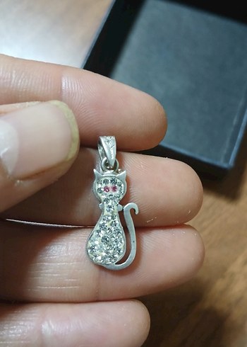 Renkli Payetli Kedi Figürlü Kolye Ucu - Görsel 3