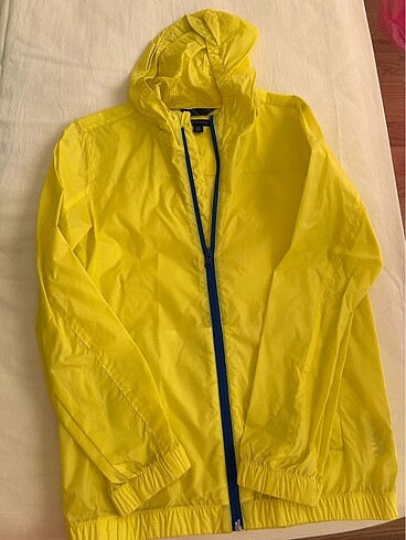 16-17 Yaş Beden Tommy Hilfiger yağmurluk
