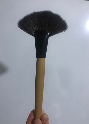 Yelpaze highlhter fırcası - Görsel 2