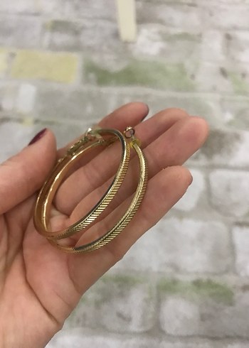 Altın Renk Midi Halka Küpe - Görsel 3