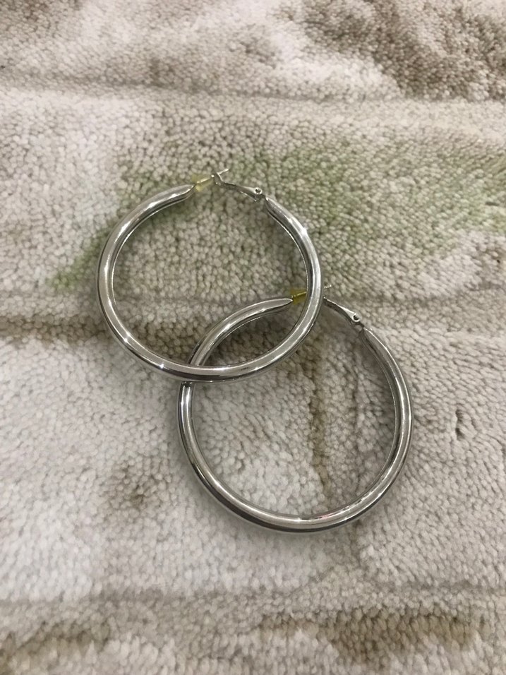 Gri Midi Halka Küpel - Görsel 2