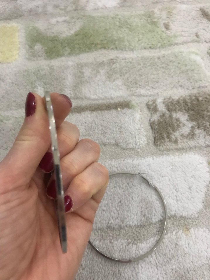 Gri Büyük halka küpe - Görsel 3