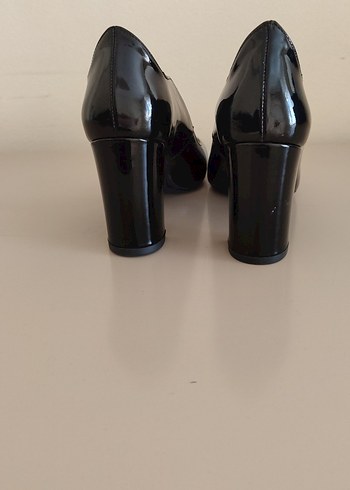 37,5 Beden siyah Renk Siyah Rugan Stiletto Topuklu Kadın Ayakkabı