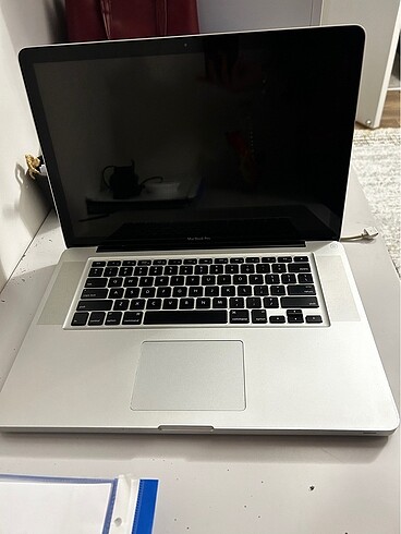 Apple macbook pro laptop