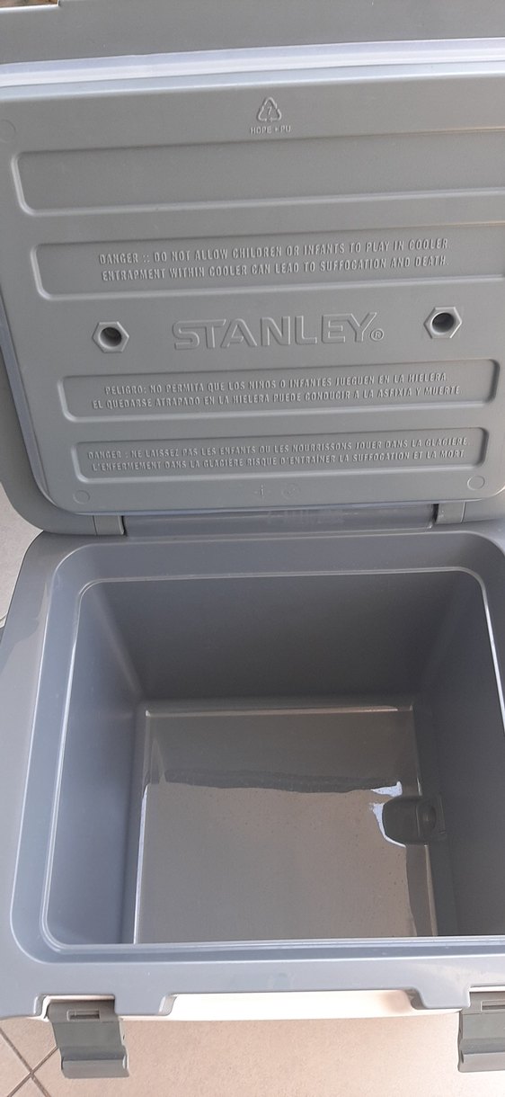 Stanley Gri Outdoor Soğutucu Kutusu - Görsel 2