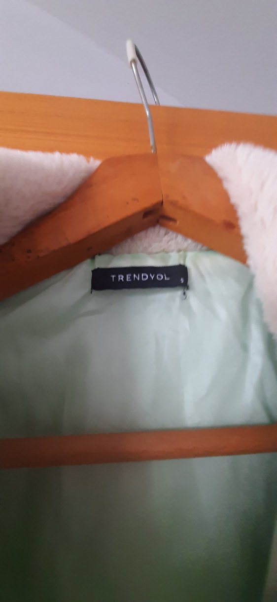 Düğmeli  Nil yeşili Midi Kadın Mont - Görsel 2