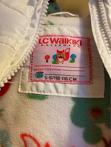 6 Yaş Beden LC WAIKIKI YELEK