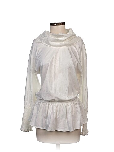 Zara Bluz %70 İndirimli.