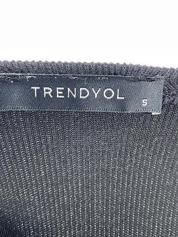 s Beden siyah Renk Trendyol & Milla Kazak / Triko %70 İndirimli.