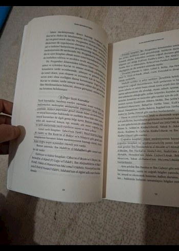 İslam Medeniyeti Tarihi Kitabı - Görsel 4