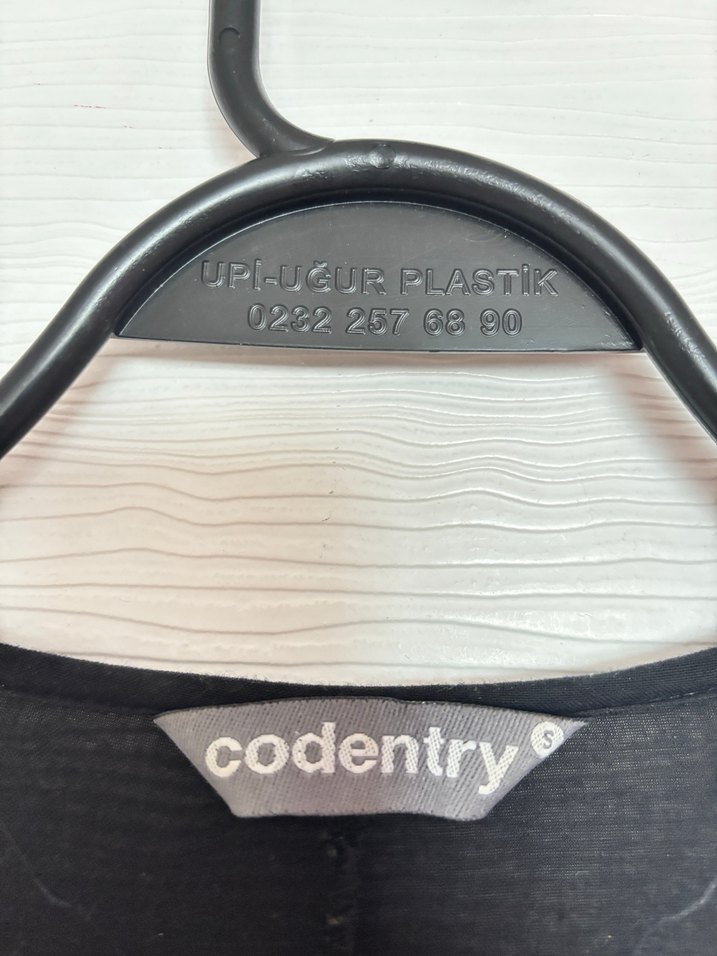 Siyah V Yakalı Mini boy kollu tulum - Görsel 2