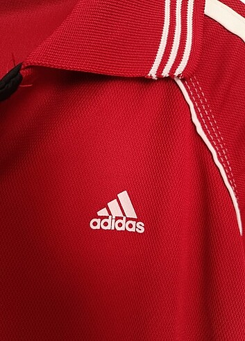 s Beden kırmızı Renk Orijinal adidas marka t-shirt 