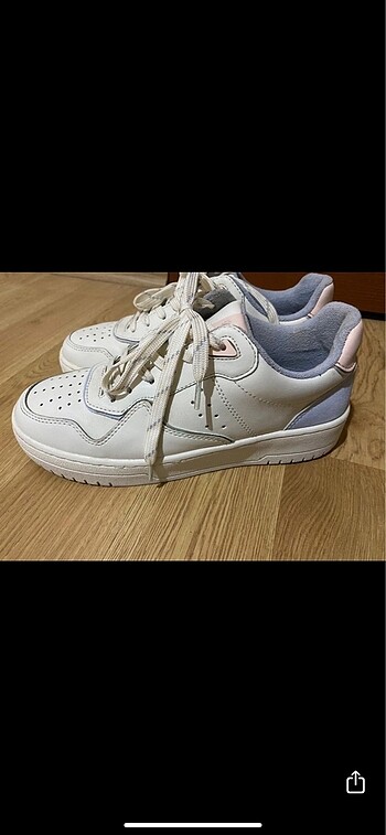 37 Beden beyaz Renk Sneaker