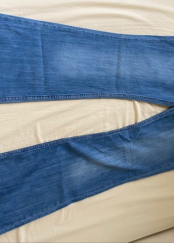 Levis Flare Pantolon