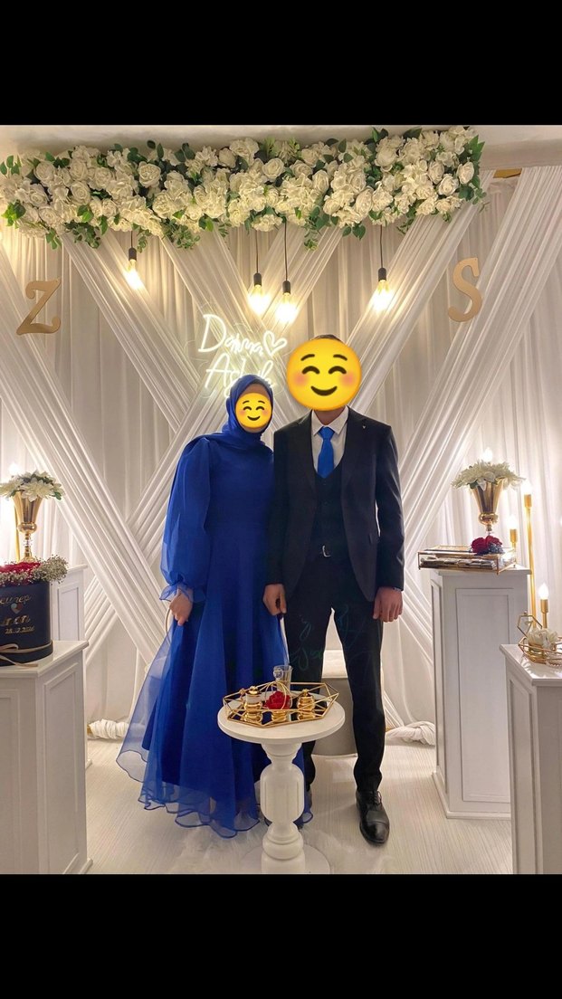 Uzun Kol Drapeli Saks mavisi Tesettür Abiye - Görsel 4