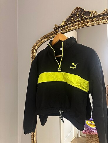 puma sweatshirt