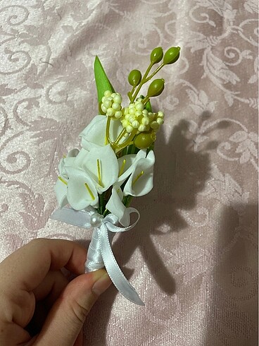 Damat yaka çiçeği - Görsel 3