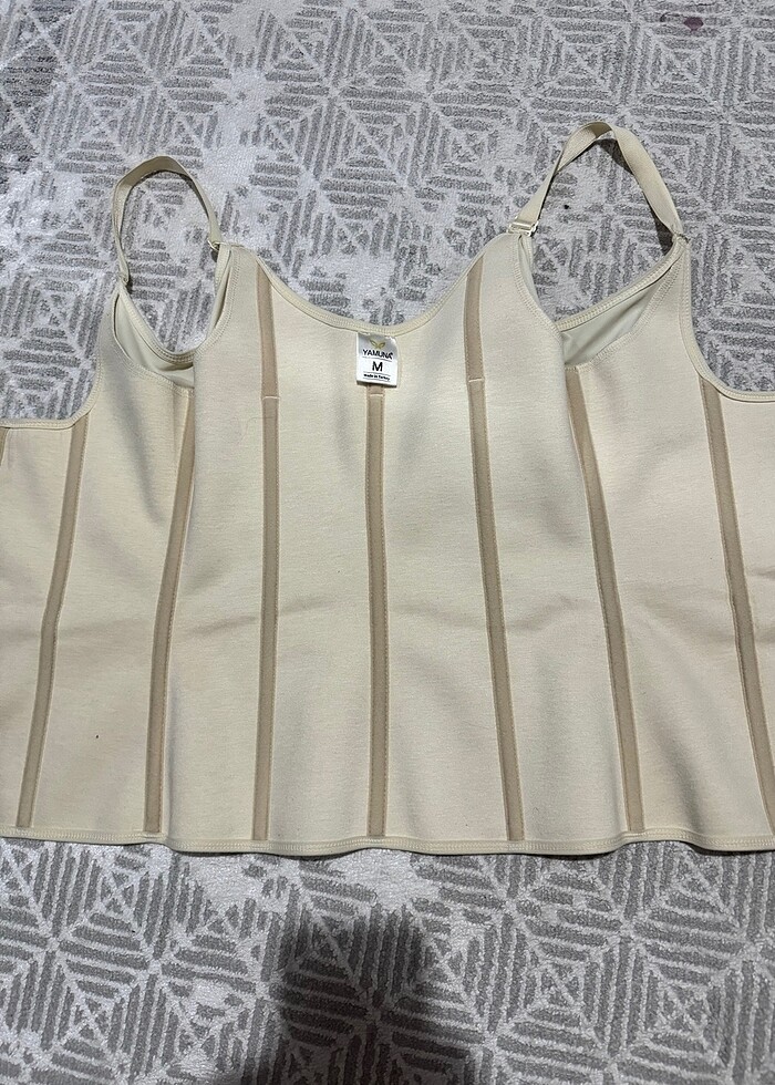 Yamuna latex korse - Görsel 2