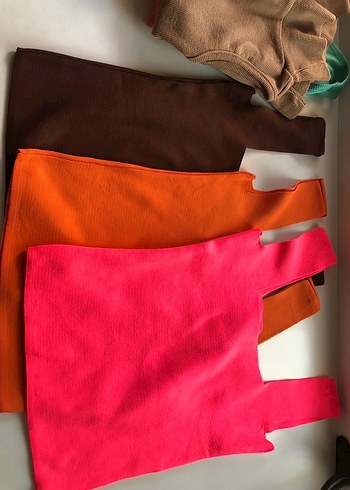 Crop tişört - Görsel 3