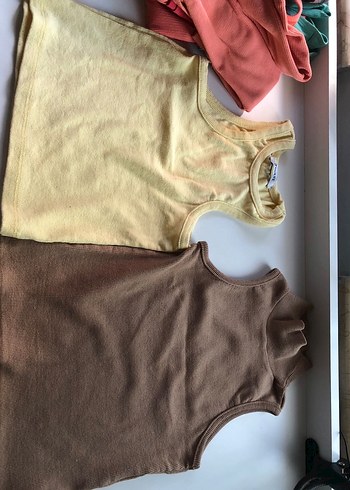 Crop tişört - Görsel 4