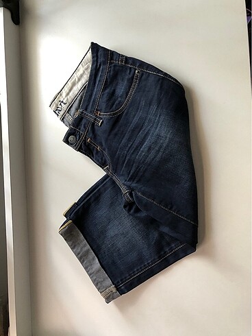 Mavi jeans kapri şort