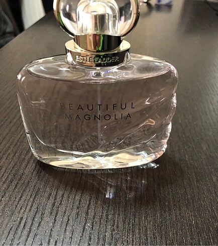 Beautiful mognolia parfüm